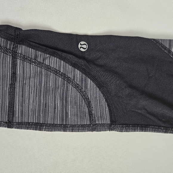 Lululemon Run Inspire Crop Leggings Cyber Stripe Deep Coal Black size 6 - Picture 11 of 16